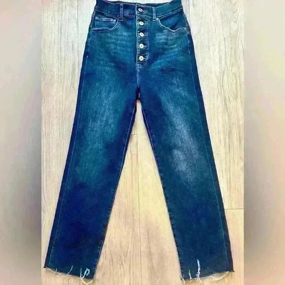 Express Denim - Express straight super high rise jeans with butterfly buttons size 2 regular